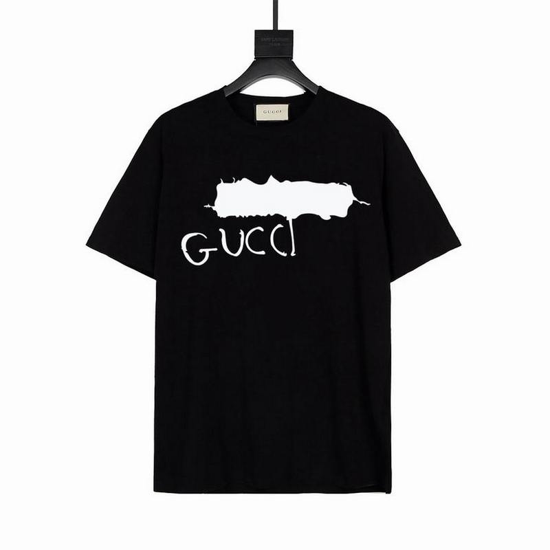 Gucci Men's T-shirts 214